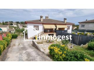 Casa  Enric granados. Casa en venta en les mallorquines