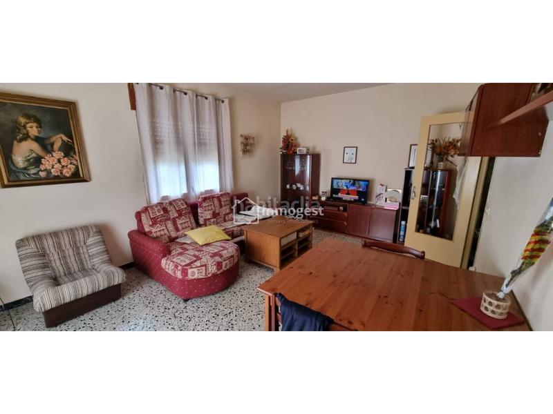 Foto ddc53613-adc4-4d31-aec0-a71a361e5fad. Casa  en venta en les mallorquines en Sils