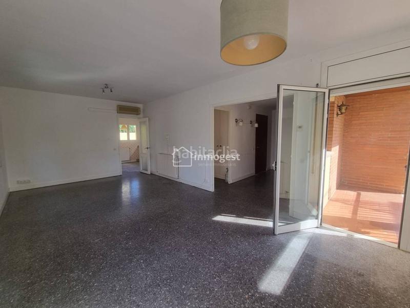 Foto 03049a80-04dd-4b8a-a587-1b8d8bd47765. Casa  en venta en Barri Vell amplia y luminosa en Salt