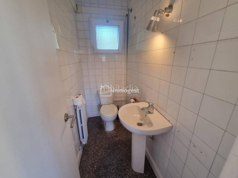Foto 3286e358-d0de-4414-95b5-8cd7ad9a3452. Casa  en venta en Barri Vell amplia y luminosa en Salt