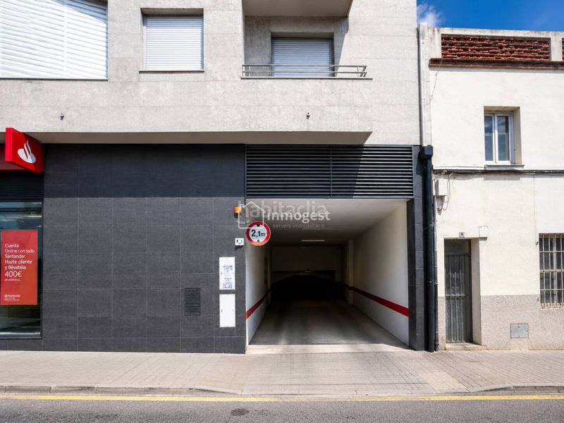 Foto 94ce91b2-67a9-4662-8593-5740130a866c. Aparcament cotxe a Eixample Sud-Migdia Girona