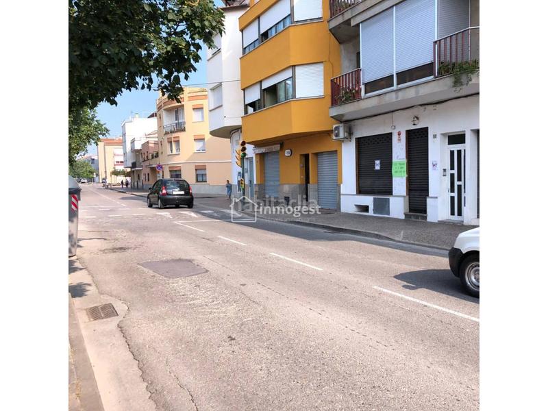 Foto a705d00e-ded4-4c7f-9021-ac0b15c4f34e. Lloguer local comercial a Taialà - Germans Sabat Girona