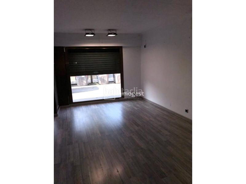 Foto 4987277b-2513-46da-8e69-c52a9adbea62. Location local commercial dans Taialà - Germans Sabat Girona