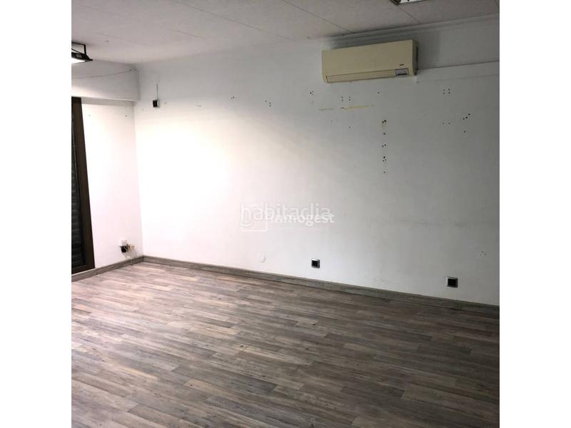 Foto 036b2de3-5146-45c3-a0b4-1cefeada5587. Rent business premise in Taialà - Germans Sabat Girona
