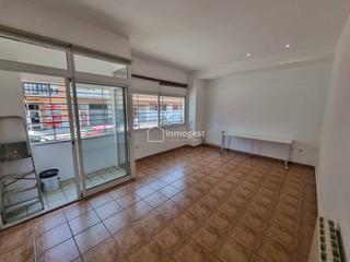 Pis  Riu guell. Piso a la venta, planta baja en zona devesa girona!!!