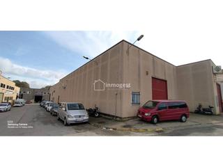 Nau industrial  Dels trens petits. Nave en girona capital a la venta!!!