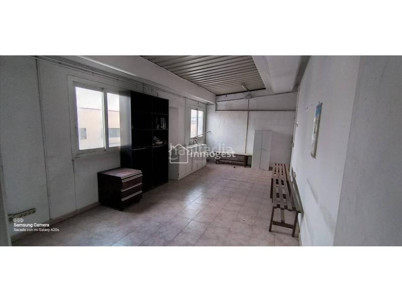 Foto d185c13f-2c62-40c9-84ff-72deb94eea0e. Fabrikhalle in Mas Xirgu Girona