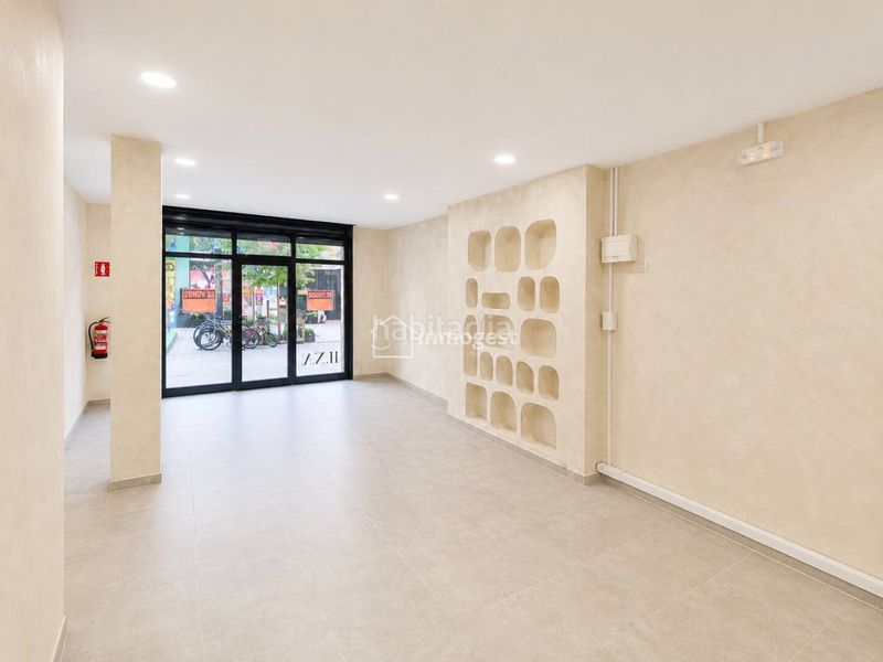 Foto 0af3cb5c-b86c-443d-821f-d7e369a5a314. Local comercial a Santa Eugenia Girona