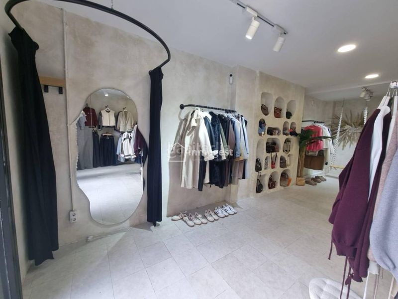 Foto 472253a9-922d-46f4-90d2-936ffa3ed422. Local comercial a Santa Eugenia Girona