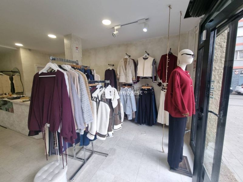 Foto b10dcb99-95b5-43f8-9d10-f1c79f44e311. Local comercial a Santa Eugenia Girona