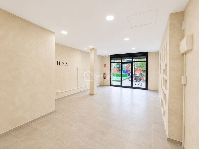 Foto f0220264-cd8e-416d-9dc9-148a95db2e72. Local comercial a Santa Eugenia Girona