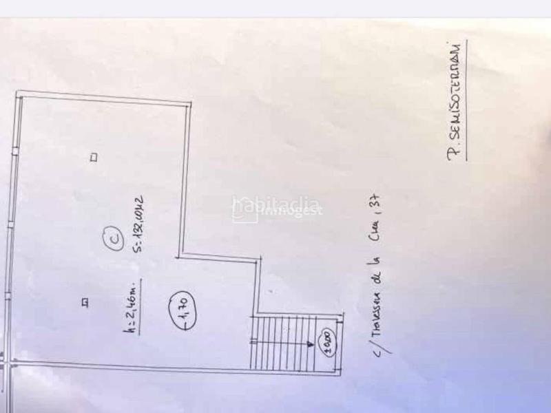 Foto f0e2f675-6871-4b4e-a5bd-11e44c6420a9. Local comercial a Eixample Nord Girona