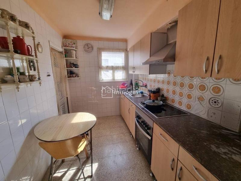 Foto 006998ad-5ea8-4e03-b496-7effe9ac2390. Flat in Centre Salt