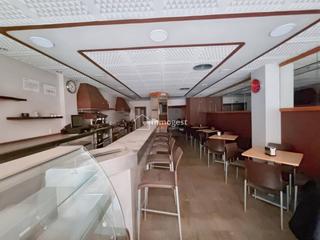 Local Comercial  Pare coll. Bar en venta totalmente equipado en calle pare coll, girona