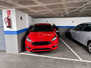 Posto auto  Calle orient. Plaza de parking en venta en calle orient, girona