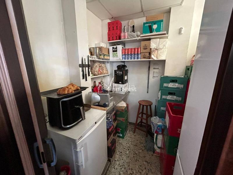 Foto 48011a1a-f033-49ed-9184-edbd0c935527. Geschäftsraum in Centre Salt