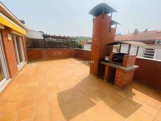 Location Attique  Andreu tuyet. Atico en alquiler en montilivi girona!!!