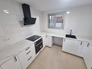 Dúplex  Santiago ramón y cajal. Se vende dúplex totalmente reformado en el centro de salt