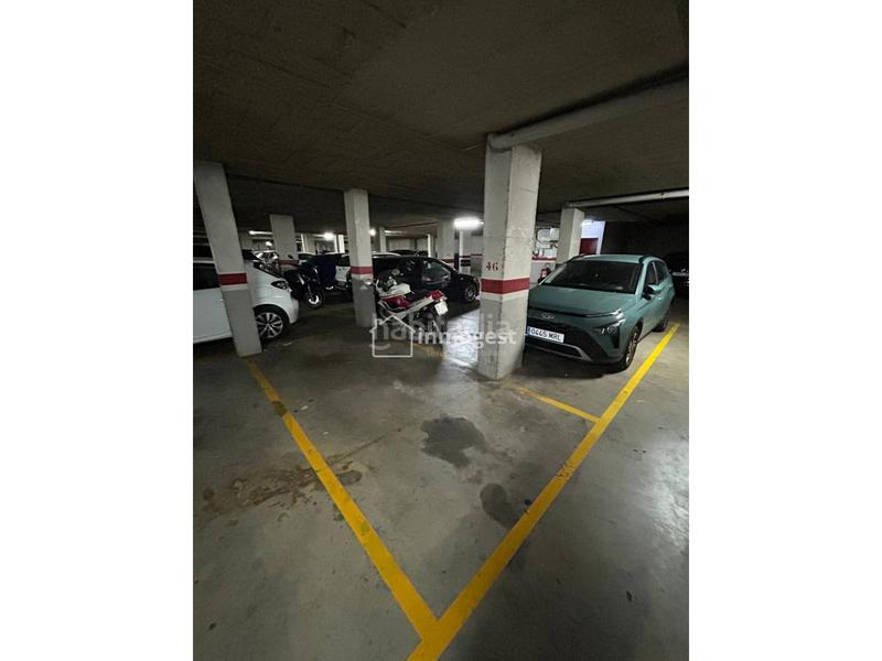 Foto af4e84d8-a81a-42f9-9654-e5836ca40bdb. Aparcament cotxe a Can Gibert del Pla Girona