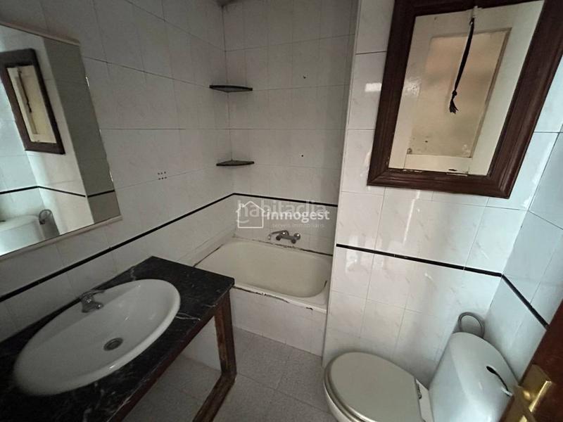 Foto 3bfee7c7-e94e-47d9-b89e-d7db7a706cac. Flat in Centre Salt