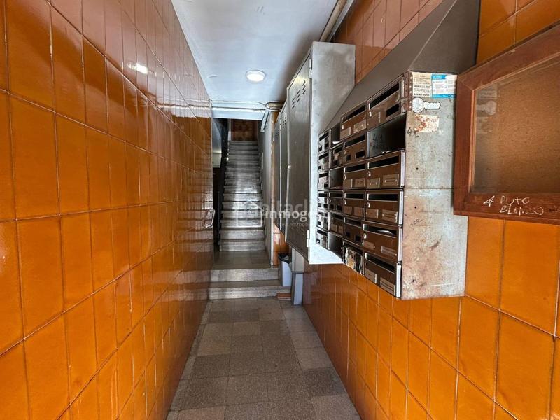 Foto ab7f8c0a-3f87-46e8-82ff-de4a93c95048. Flat in Centre Salt