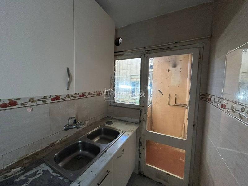 Foto e3f36e3e-5afe-42b2-af4a-5b6ec01534eb. Flat in Centre Salt