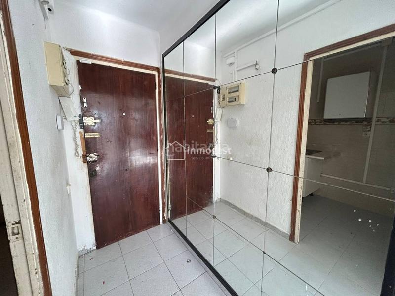 Foto e424772d-7398-4ff2-83aa-8c299074f83a. Flat in Centre Salt