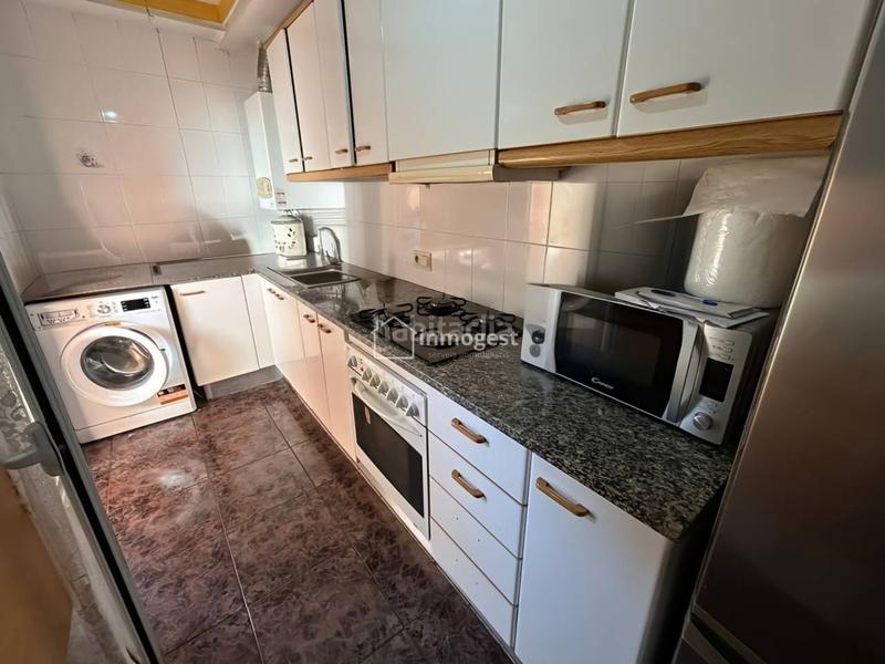 Foto 39b3d44d-c535-4dad-b534-e5d8bdf8a3b9. Etagenwohnung in Centre Salt