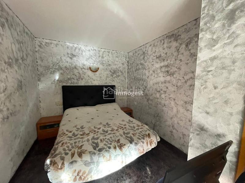 Foto 41378a40-3fb3-43b2-8ae1-c52299941264. Etagenwohnung in Centre Salt