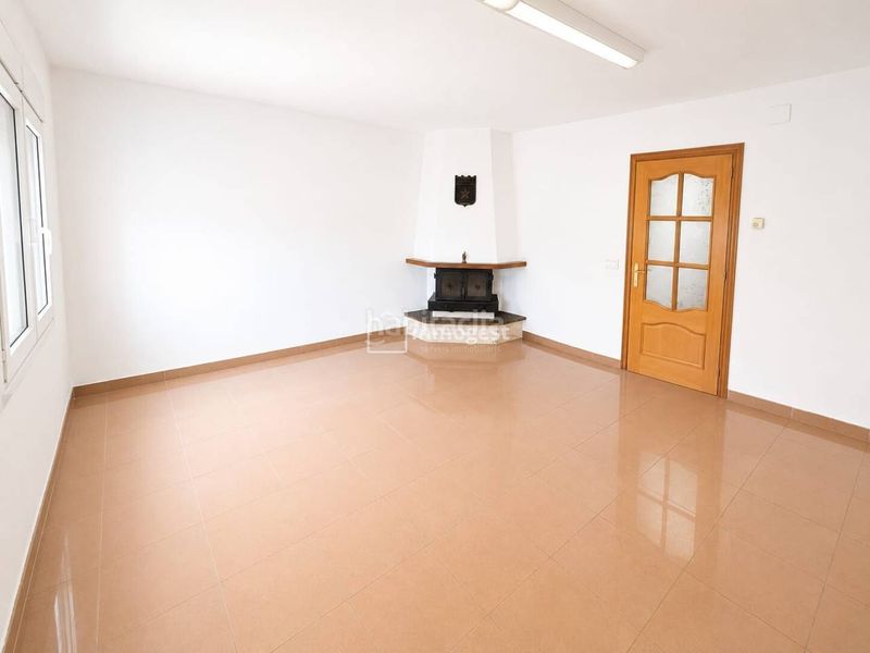Foto 474b5ee3-c5f4-400a-802e-c3f4cb6f5929. Casa amb calefacció aparcament a Maçana Salt