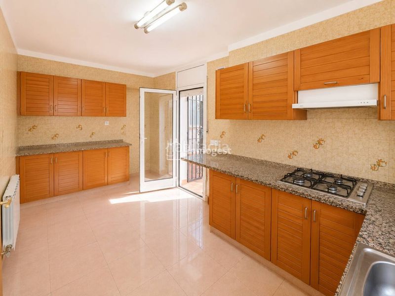 Foto b23315f7-9373-47c8-a73b-ac125230f605. Casa amb calefacció aparcament a Maçana Salt