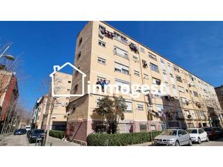 Etagenwohnung  Roger de lluria. Ideal inversores!!!! planta baja  en salt , muy economico