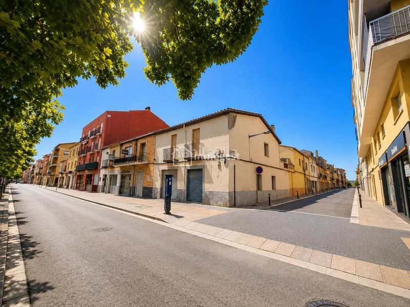 Foto ebea86a4-f970-42ab-979b-16483b613ce8. Casa adossada amb aparcament a Veïnat Salt