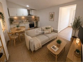 Etagenwohnung  Calle del rec torrent margans. Fantanstico piso a estrenar en flaça incluye patio privado 40m!!