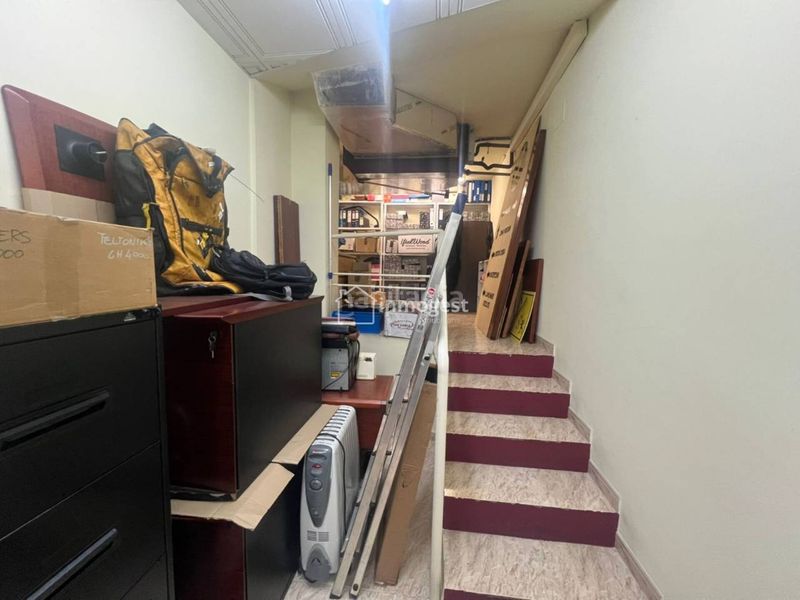 Foto 6d0b2d48-5cb3-44f8-89e9-c2215a4074d1. Local comercial a Centre Salt