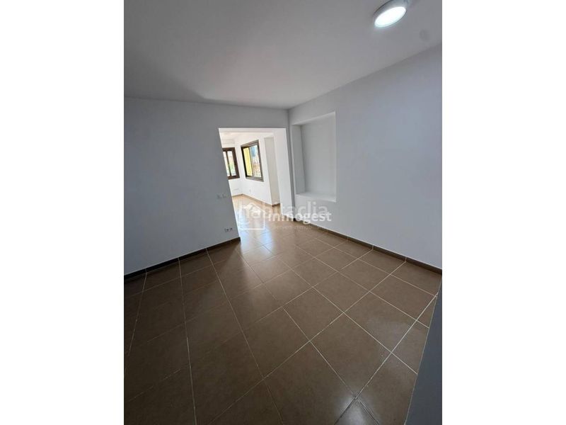 Foto 90af416b-3679-4d40-b3cf-ecacae1f5857. Pis a Flaçà