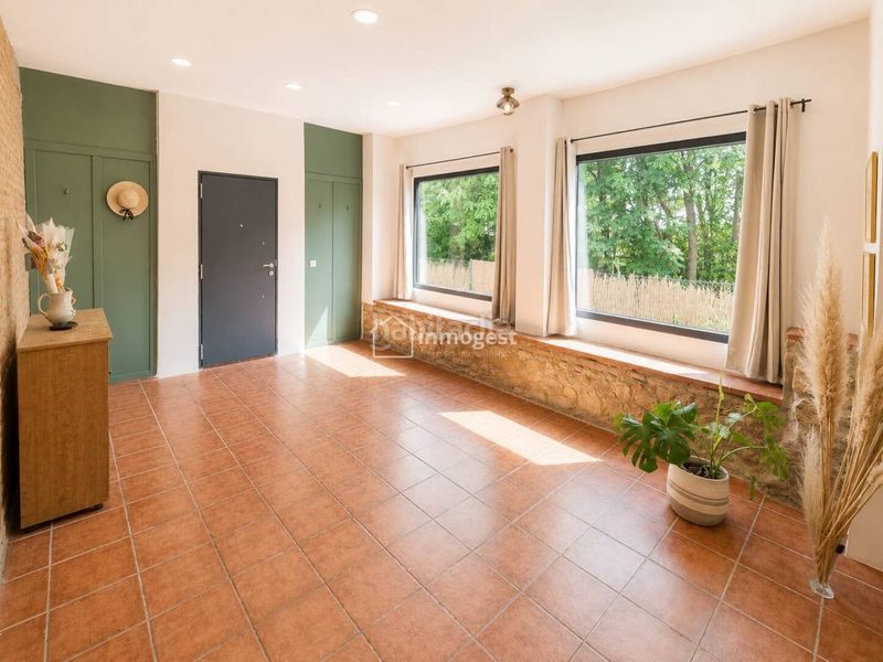 Foto 4ef80a0e-680b-4578-9741-c35695a73372. Casa amb calefacció aparcament piscina a Sarrià de Ter