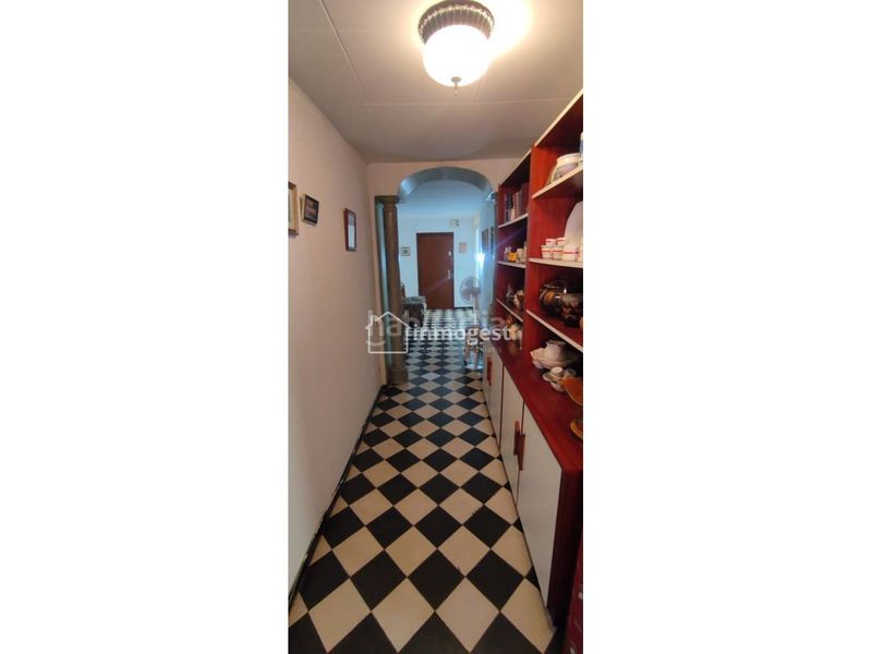 Foto 33be2915-7623-4966-8cdd-eb2d7e4916e8. Pis a Anglès