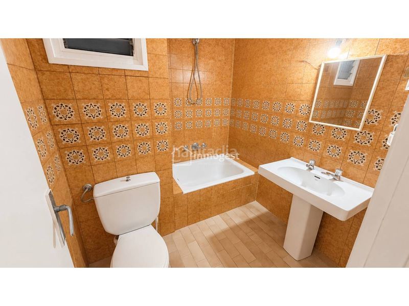 Foto 6acc7f1f-a03e-4e48-b521-1c767ce61105. Pis a Barri Vell Salt