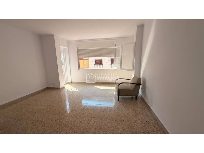 Foto 6ebd6f18-e48c-4b9e-b62b-8045ee6565ca. Pis a Centre Salt