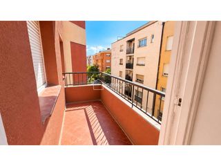 Appartement  Calle torres i bages. Piso en venta en salt, calle torras i bages!
