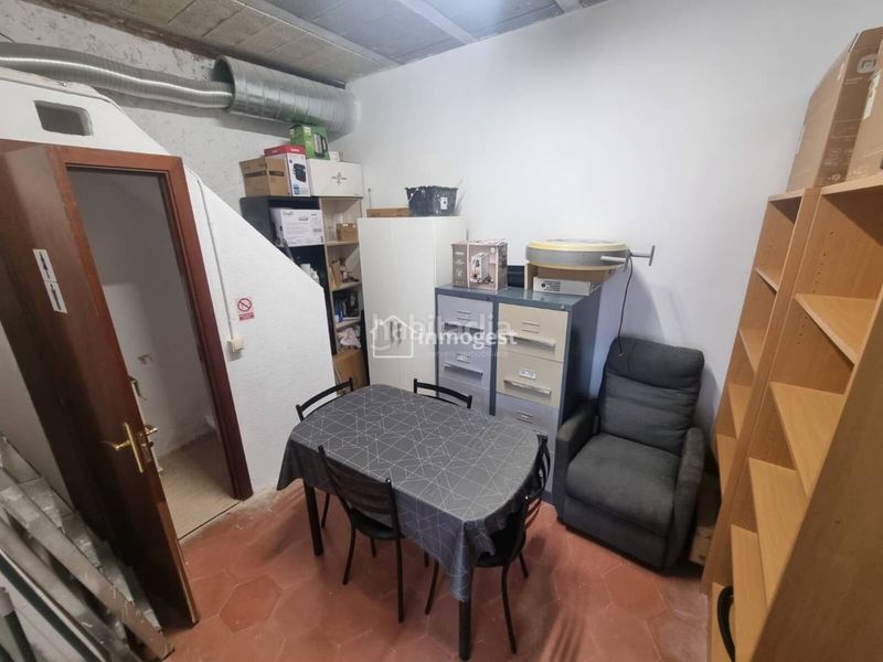 Foto 53159a21-8436-4072-b528-05c521d3beba. Alquiler local comercial local en alquiler !!! en Salt