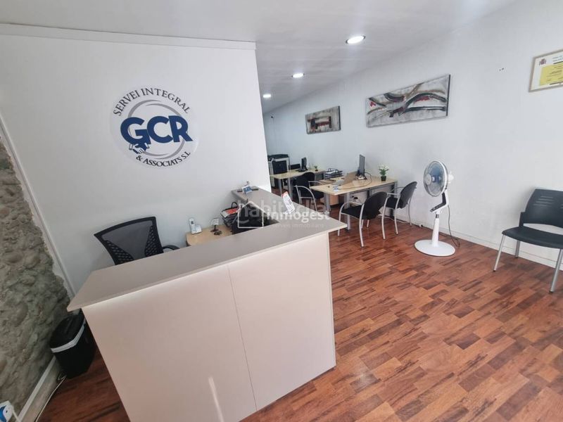 Foto e267a166-829c-40af-8cfe-d9a3d6c4dbaf. Alquiler local comercial local en alquiler !!! en Salt