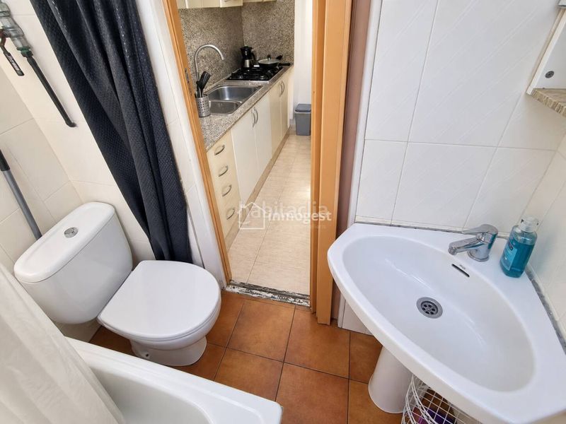 Foto 86693d2c-7b39-465d-9f3d-da2d331e4276. Pis a Vila - roja Girona