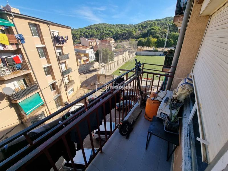 Foto dbe25c7c-dd8c-4dd7-84d0-e69f29ff83df. Pis a Vila - roja Girona