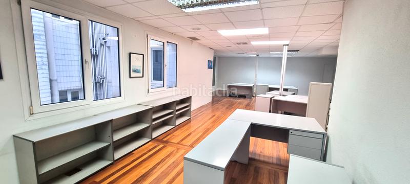 Foto 0d7e483b-7f77-4d67-ba24-05526f4cfeac. Oficina a uribitarte kalea 22 a Albia Bilbao