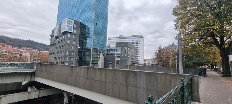 Foto ccbdb516-eac1-4681-be85-83230946d61f. Oficina a uribitarte kalea 22 a Albia Bilbao