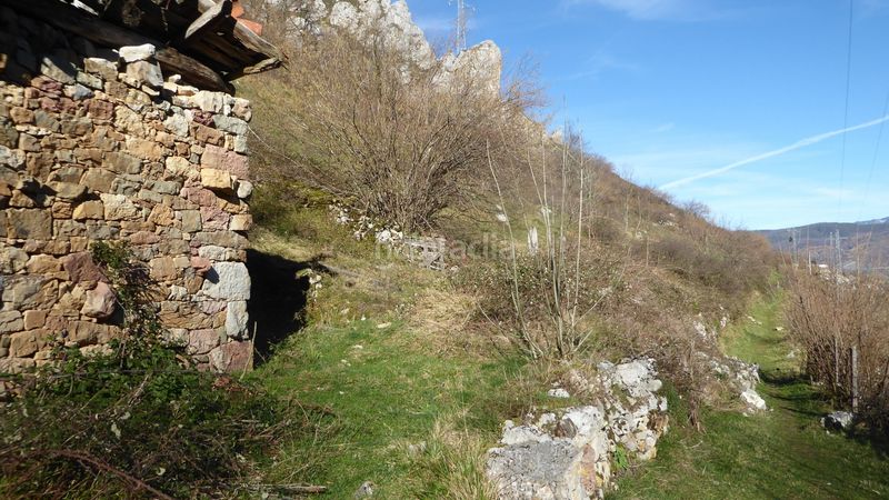 Foto 18697a26-1ee0-435e-811d-22b128b5ca57. Finca rústica a riospasos a Lena