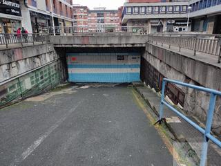 Aparcament cotxe a Santutxu-Basarrate. Bilbaogaraje