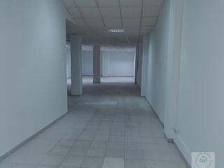 Geschäftsraum in Juan de Gardeazabal